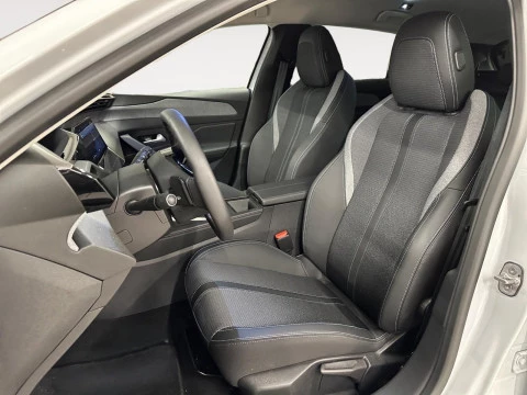 Peugeot 308 5P Allure BlueHDi 130 S&S EAT8