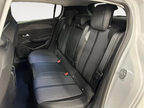 Peugeot 308 5P Allure BlueHDi 130 S&S EAT8