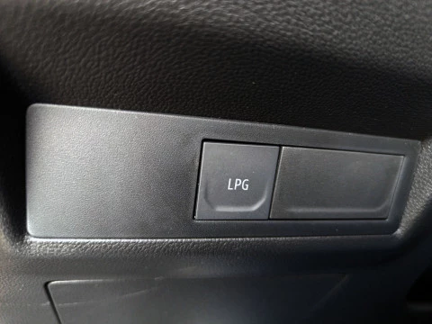 Renault Captur TECHNO ECO-G 74KW (100CV)