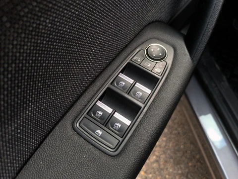 Renault Captur TECHNO ECO-G 74KW (100CV)