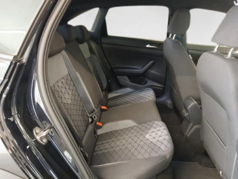 Volkswagen Taigo 1.0 TSI 85KW DSG R-LINE 115 5P