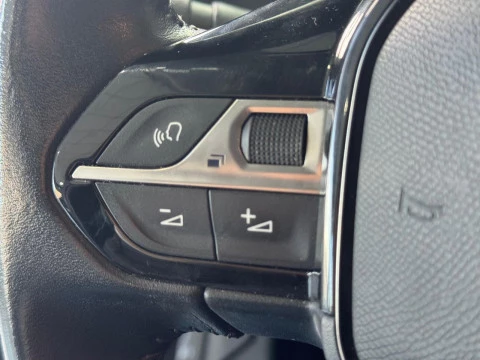 Peugeot 208 1.2 PURETECH S&S ACTIVE PACK 100