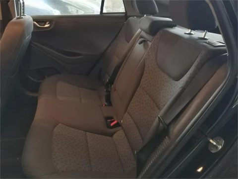 Hyundai IONIQ 1.6 GDI PHEV Tecno DCT
