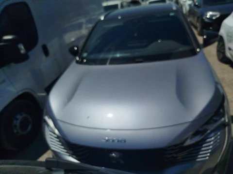 Peugeot 3008 Hybrid 300 e-EAT8 GT