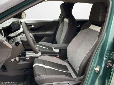 Opel Frontera 1.2T XHT Hybrid eDCT6 100kW GS