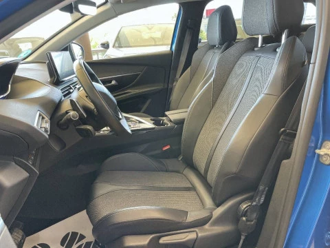 Peugeot 3008 Hybrid 225 e-EAT8 Allure Pack