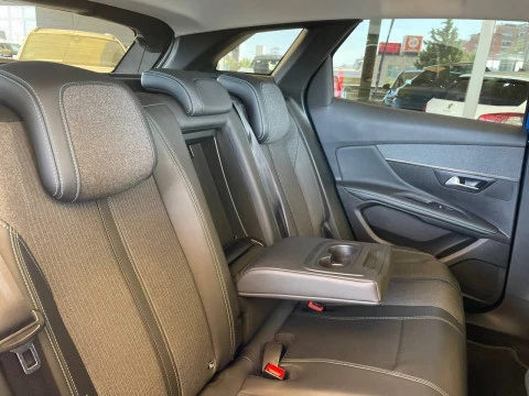 Peugeot 3008 Hybrid 225 e-EAT8 Allure Pack