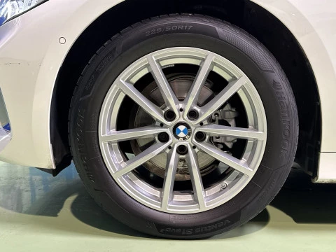 BMW Serie 3 318d Touring 110 kW (150 CV)