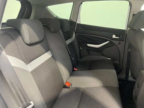 Ford Kuga 2.0 TDCi 140cv 2WD Trend