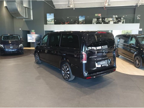 Mercedes-Benz Vito 114CDI AT 100kW Tourer Select Larga