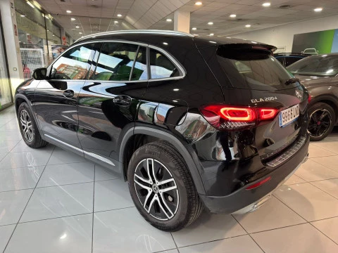 Mercedes-Benz GLA 200d 2.0 150cv