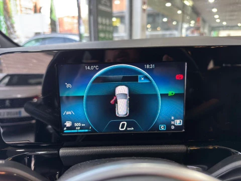 Mercedes-Benz GLA 200d 2.0 150cv