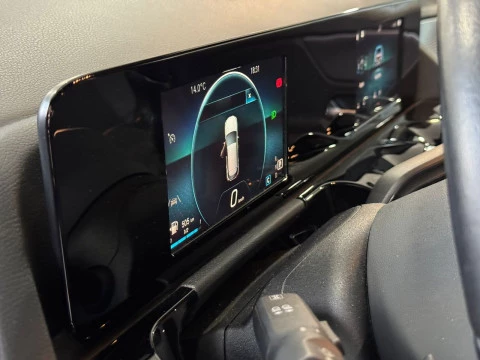 Mercedes-Benz GLA 200d 2.0 150cv