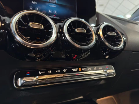 Mercedes-Benz GLA 200d 2.0 150cv