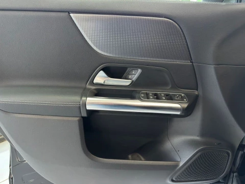 Mercedes-Benz GLA 200d 2.0 150cv