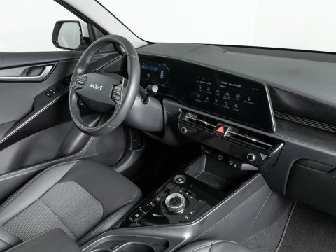 Kia Niro 1.6 GDi HEV 104kW (141CV) Drive Kia Niro 1.6 GDi HEV 104kW (141CV) Drive