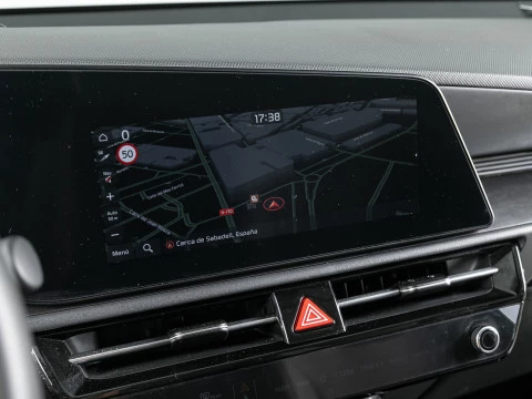 Kia Niro 1.6 GDi HEV 104kW (141CV) Drive Kia Niro 1.6 GDi HEV 104kW (141CV) Drive