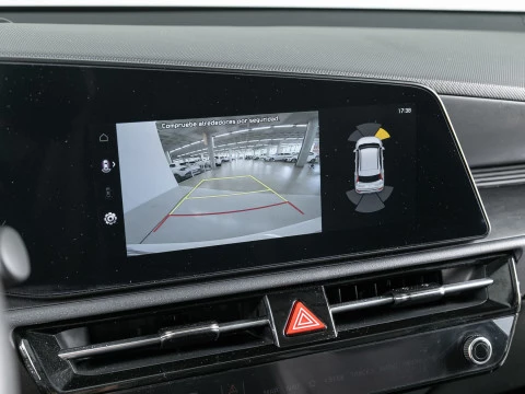 Kia Niro 1.6 GDi HEV 104kW (141CV) Drive Kia Niro 1.6 GDi HEV 104kW (141CV) Drive