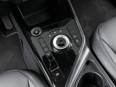 Kia Niro 1.6 GDi HEV 104kW (141CV) Drive Kia Niro 1.6 GDi HEV 104kW (141CV) Drive