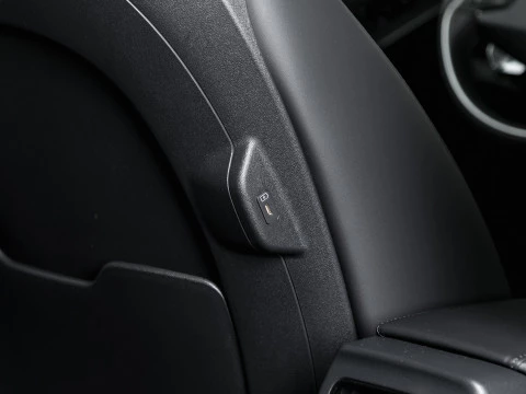 Kia Niro 1.6 GDi HEV 104kW (141CV) Drive Kia Niro 1.6 GDi HEV 104kW (141CV) Drive