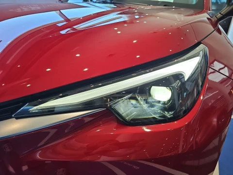 Lexus LBX 1.5 136cv HEV Elegant+ Black