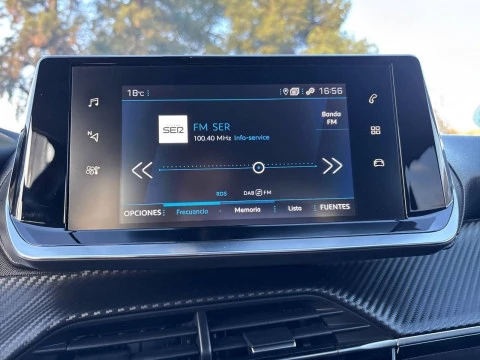 Peugeot 2008 Allure BlueHDI 81kW (110CV)