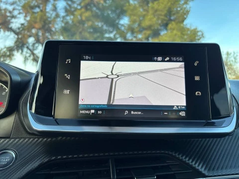 Peugeot 2008 Allure BlueHDI 81kW (110CV)