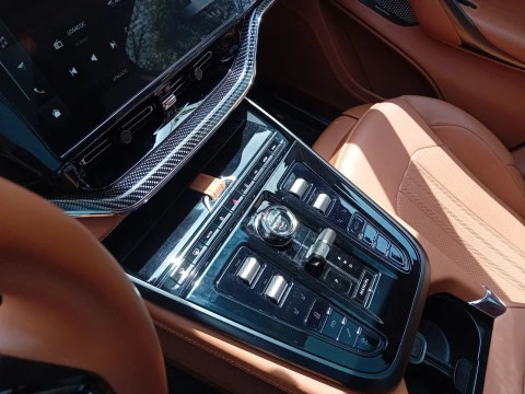 Aston Martin DBX 4.0 V8 707 Auto