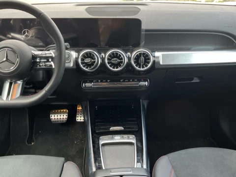 Mercedes-Benz GLB  200 d