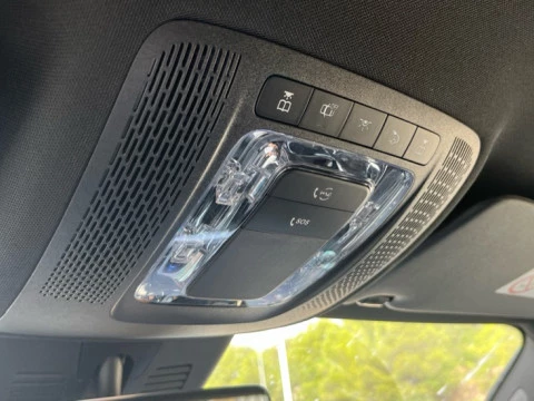 Mercedes-Benz GLB  200 d