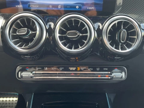 Mercedes-Benz GLB  200 d