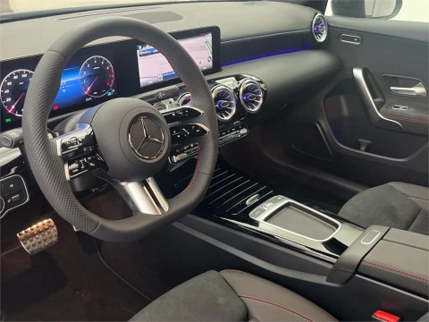 Mercedes-Benz Clase A 180 Berlina