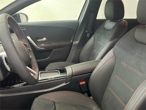 Mercedes-Benz Clase A 180 Berlina