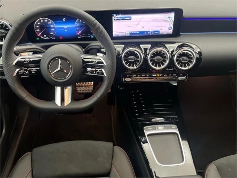 Mercedes-Benz Clase A 180 Berlina