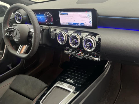 Mercedes-Benz Clase A 180 Berlina