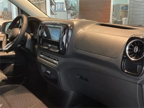 Mercedes-Benz Vito 116CDI AT 120kW Tourer Select Larga