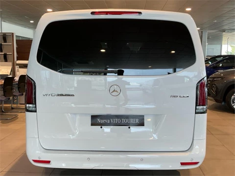 Mercedes-Benz Vito 116CDI AT 120kW Tourer Select Larga
