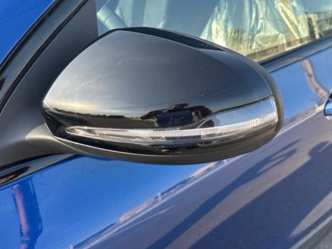 Mercedes-Benz GLA  200 d