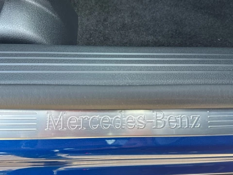 Mercedes-Benz GLA  200 d