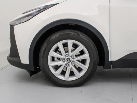 Toyota C-HR CH Toyota C-HR - MY25