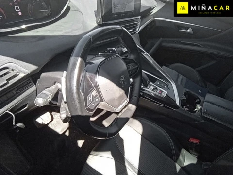 Peugeot 3008 BlueHDI 130 S&S Allure EAT8 96 kW (130 CV)