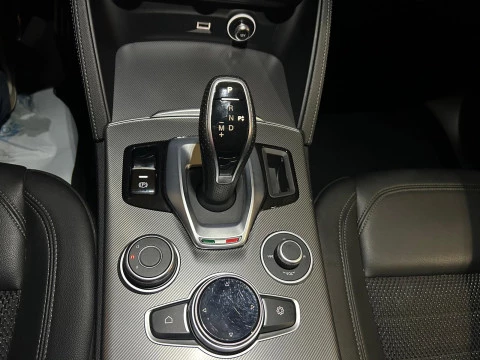 Alfa Romeo Stelvio 2.2 Diésel 140kW (190CV) Sprint+ Q4