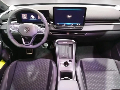 Volkswagen T-Roc R-Line 1st Edition 1.5 eTSI 110 kW (150 CV) DSG