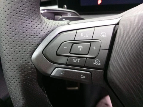 Volkswagen T-Roc R-Line 1st Edition 1.5 eTSI 110 kW (150 CV) DSG