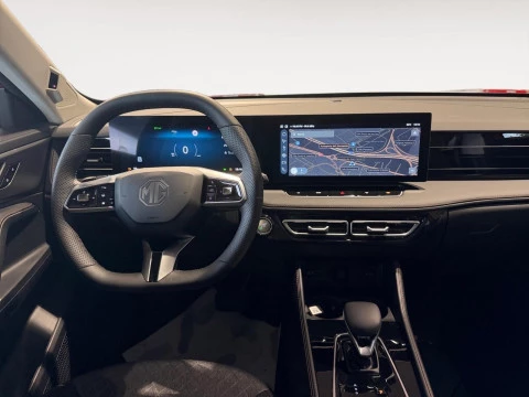 MG HS 1.5 Hybrid+ Luxury