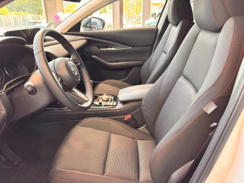 Mazda CX-30 e-SKYACTIV G Homura