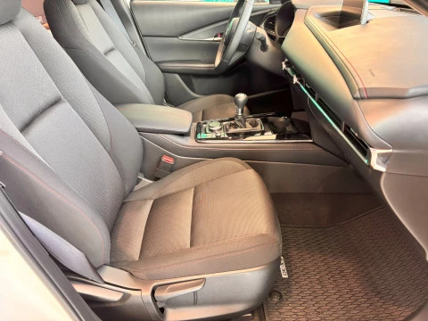 Mazda CX-30 e-SKYACTIV G Homura