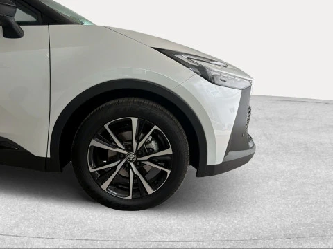 Toyota C-HR 1.8 140H Advance