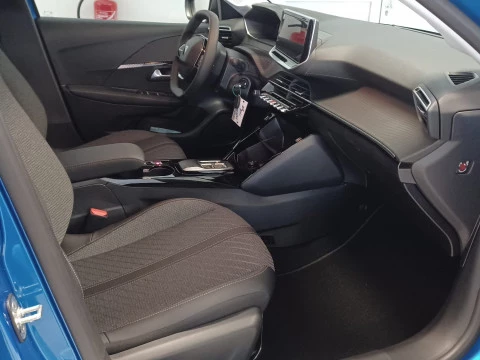 Peugeot 208 Allure HYBRID 110 eDCS6