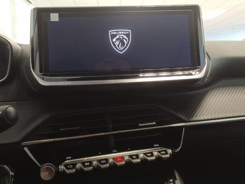 Peugeot 208 Allure HYBRID 110 eDCS6